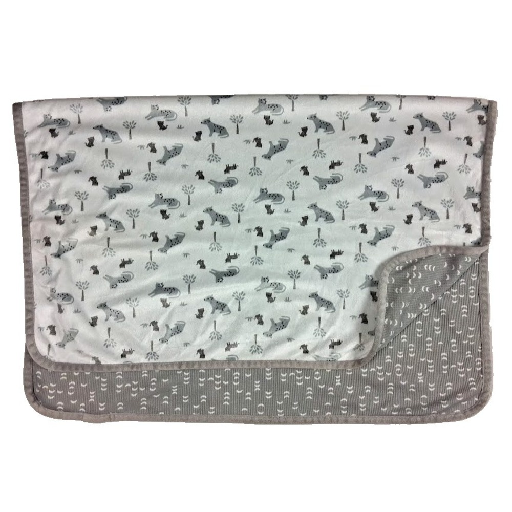 Modern Moments Baby Boy Blanket Gray White Thermal Gerber Tiger Lion Jungle Cat - Picture 2 of 4